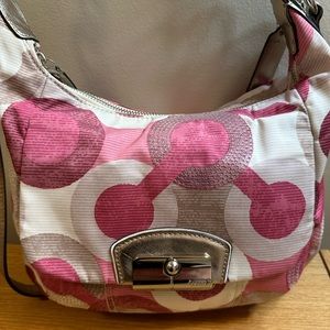 NWT Coach Kristin Graphic OP Art Sequin Convertible Hobo Scarlet Multi